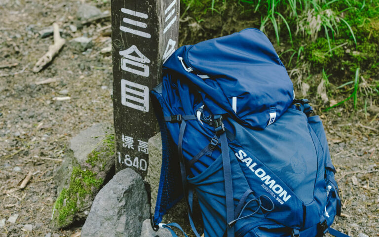 標高3776mの頂へ！　富士登山におすすめの装備をピックアップ